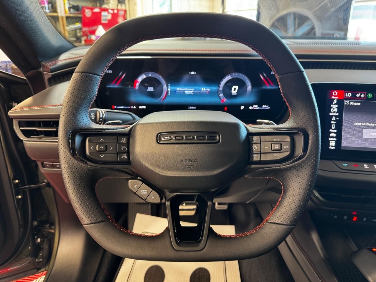 Dodge Charger Vehicle Full-screen Gallery Image 23
