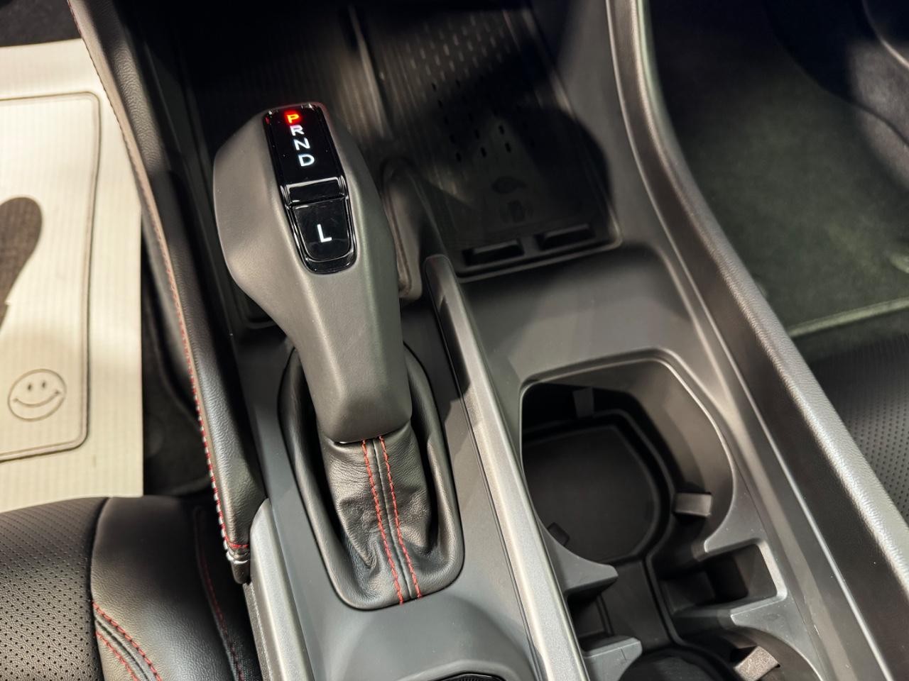 Dodge Charger Vehicle Full-screen Gallery Image 28