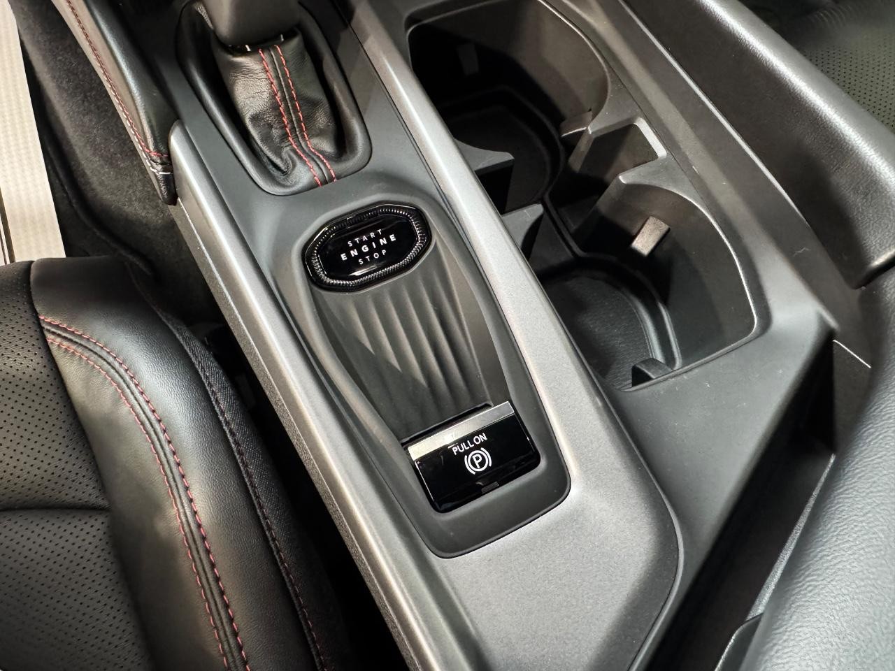 Dodge Charger Vehicle Full-screen Gallery Image 29