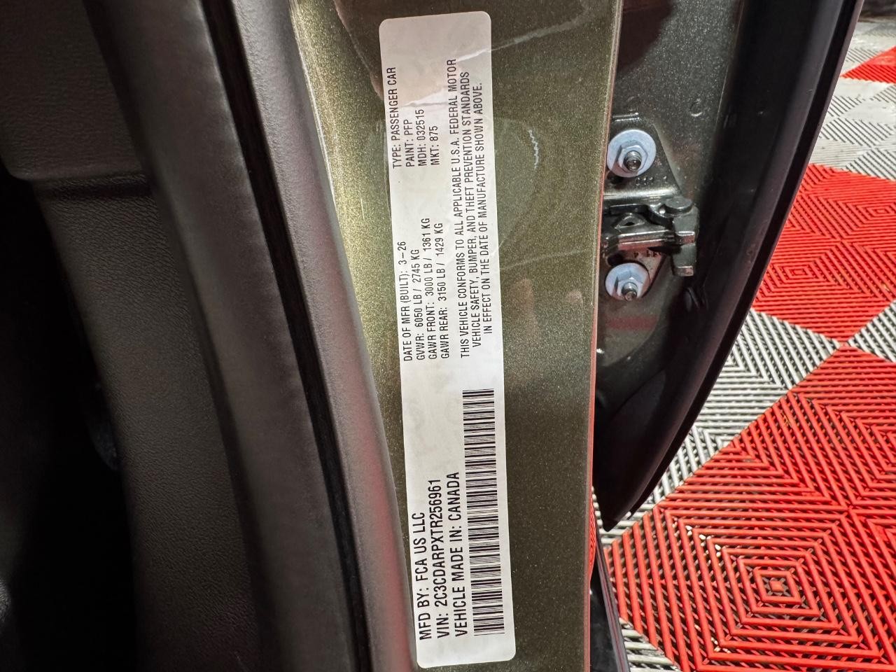 Dodge Charger Vehicle Full-screen Gallery Image 34