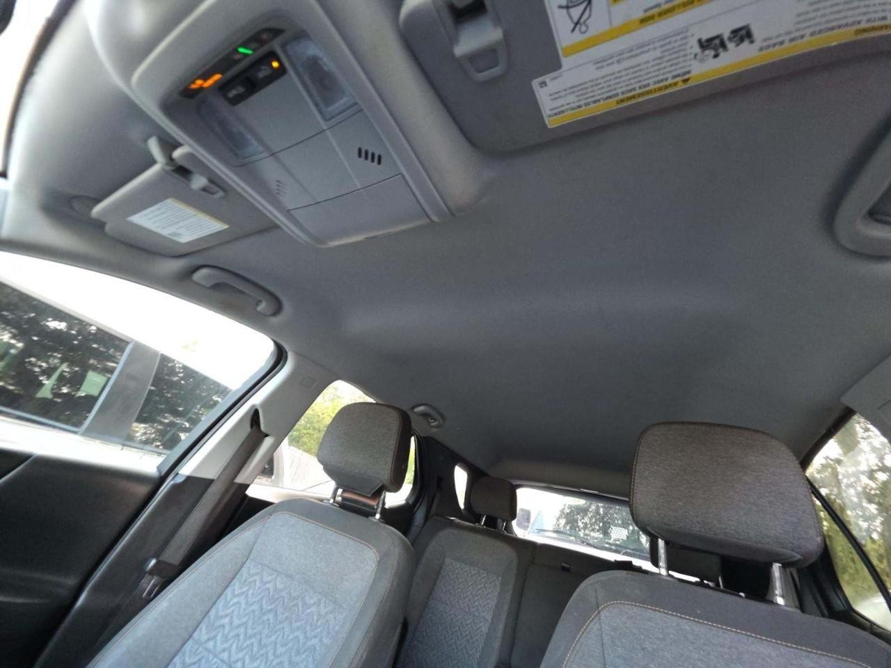 Chevrolet Equinox Vehicle Full-screen Gallery Image 08