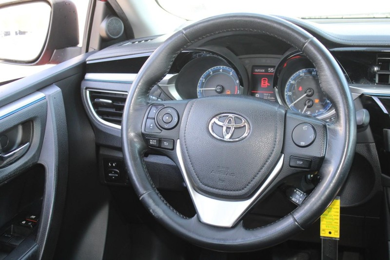 2014 Toyota Corolla L photo