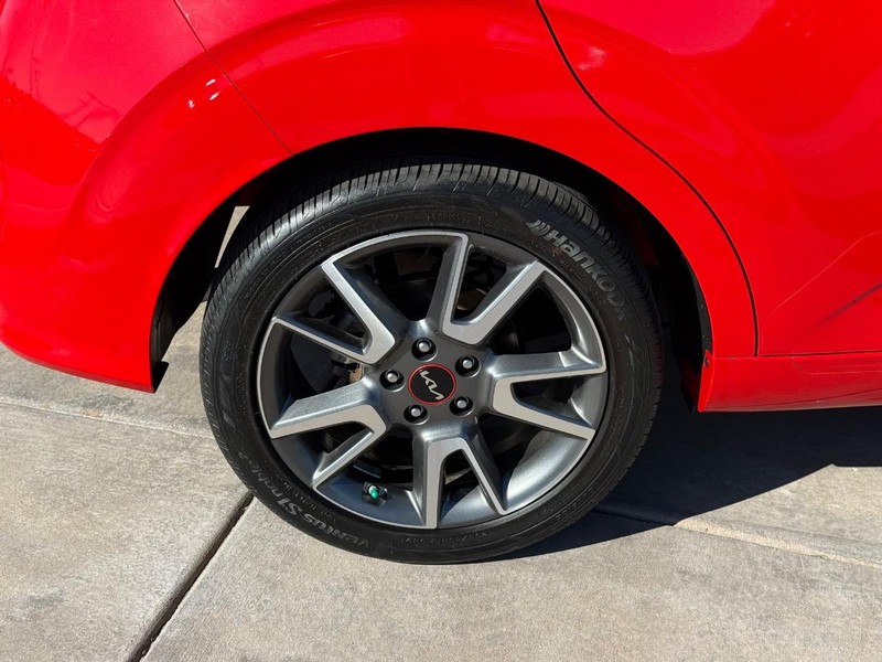 Kia Soul Vehicle Full-screen Gallery Image 04