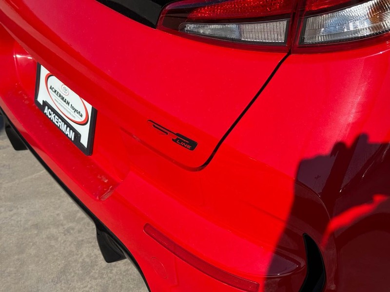 Kia Soul Vehicle Full-screen Gallery Image 05