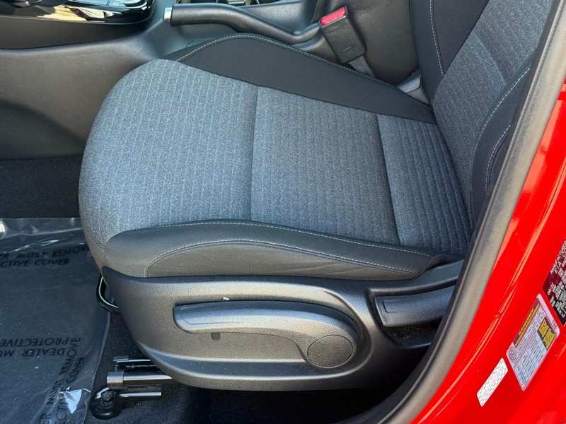 Kia Soul Vehicle Full-screen Gallery Image 18