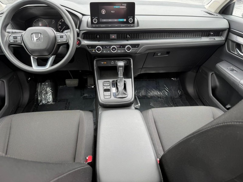 Honda CR-V Vehicle Full-screen Gallery Image 11