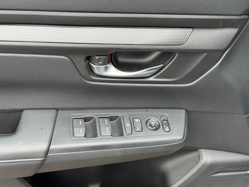 Honda CR-V Vehicle Full-screen Gallery Image 14