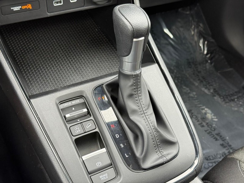 Honda CR-V Vehicle Full-screen Gallery Image 21