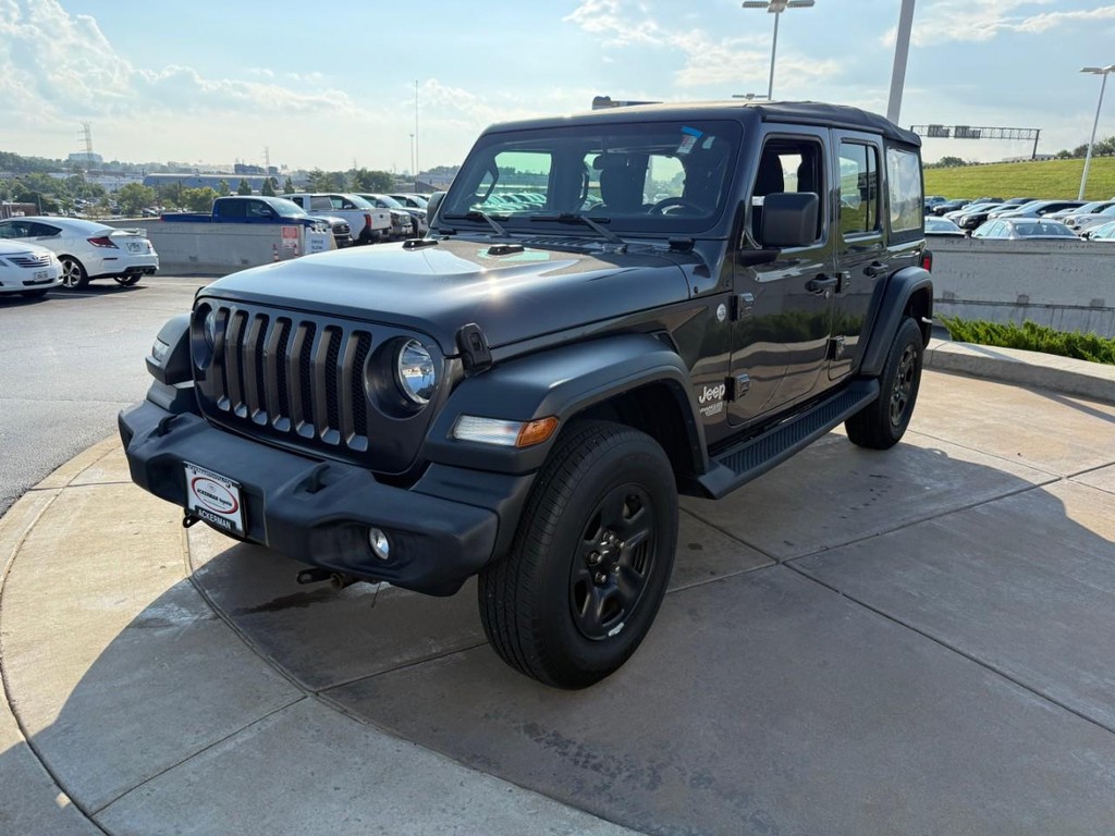 Jeep Wrangler Vehicle Full-screen Gallery Image 08