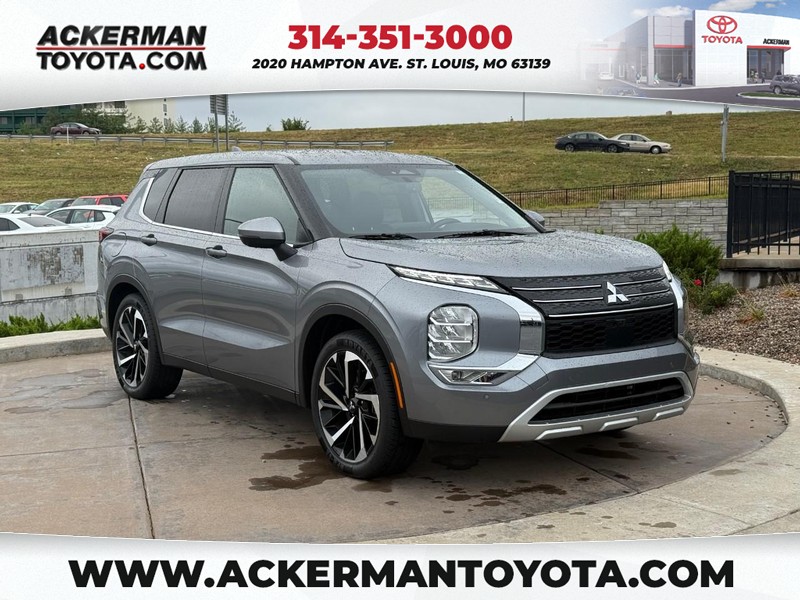 Mitsubishi Outlander Vehicle Full-screen Gallery Image 01