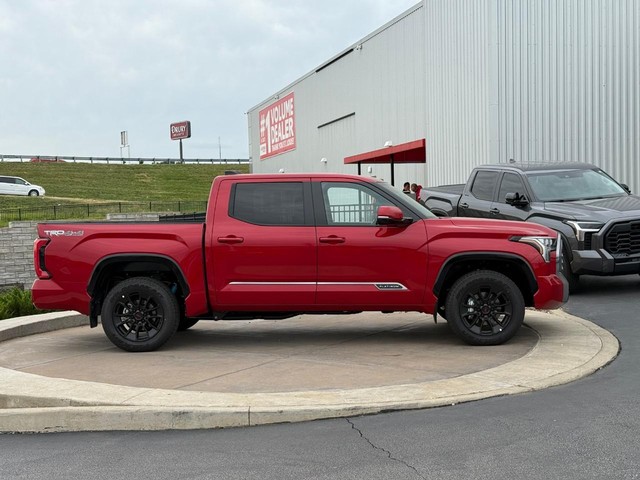 2025 Toyota Tundra Platinum - Photo 2