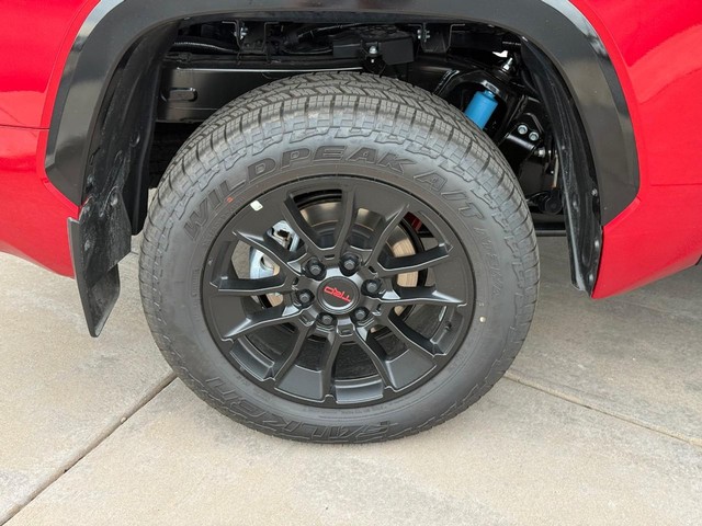 2025 Toyota Tundra Platinum - Photo 6