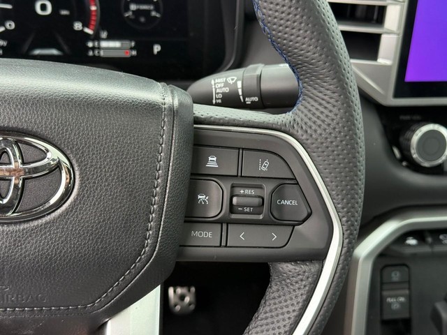 2025 Toyota Tundra Platinum - Photo 17