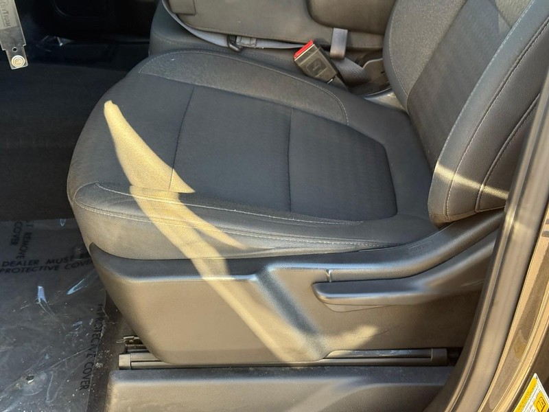 GMC Sierra 1500 Vehicle Full-screen Gallery Image 17