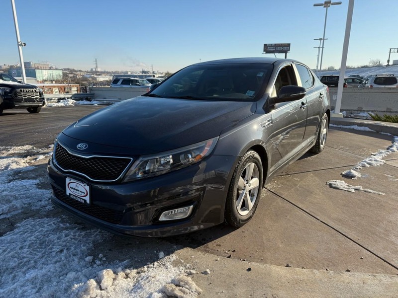 Kia Optima Vehicle Full-screen Gallery Image 09