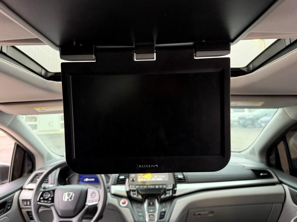 Honda Odyssey Vehicle Full-screen Gallery Image 15