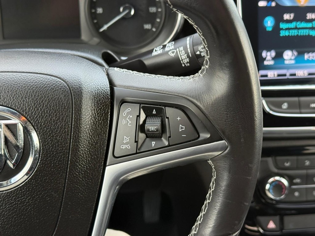 Buick Encore Vehicle Full-screen Gallery Image 22