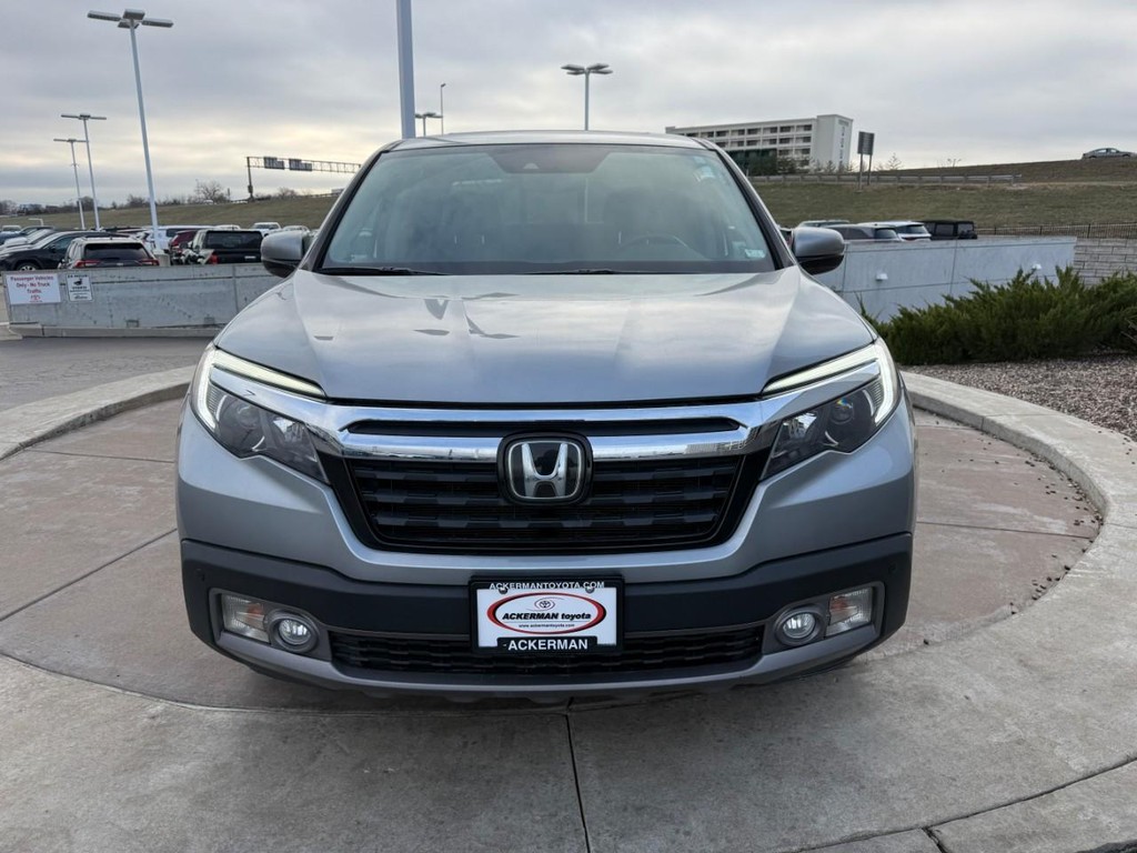 Honda Ridgeline Vehicle Full-screen Gallery Image 08