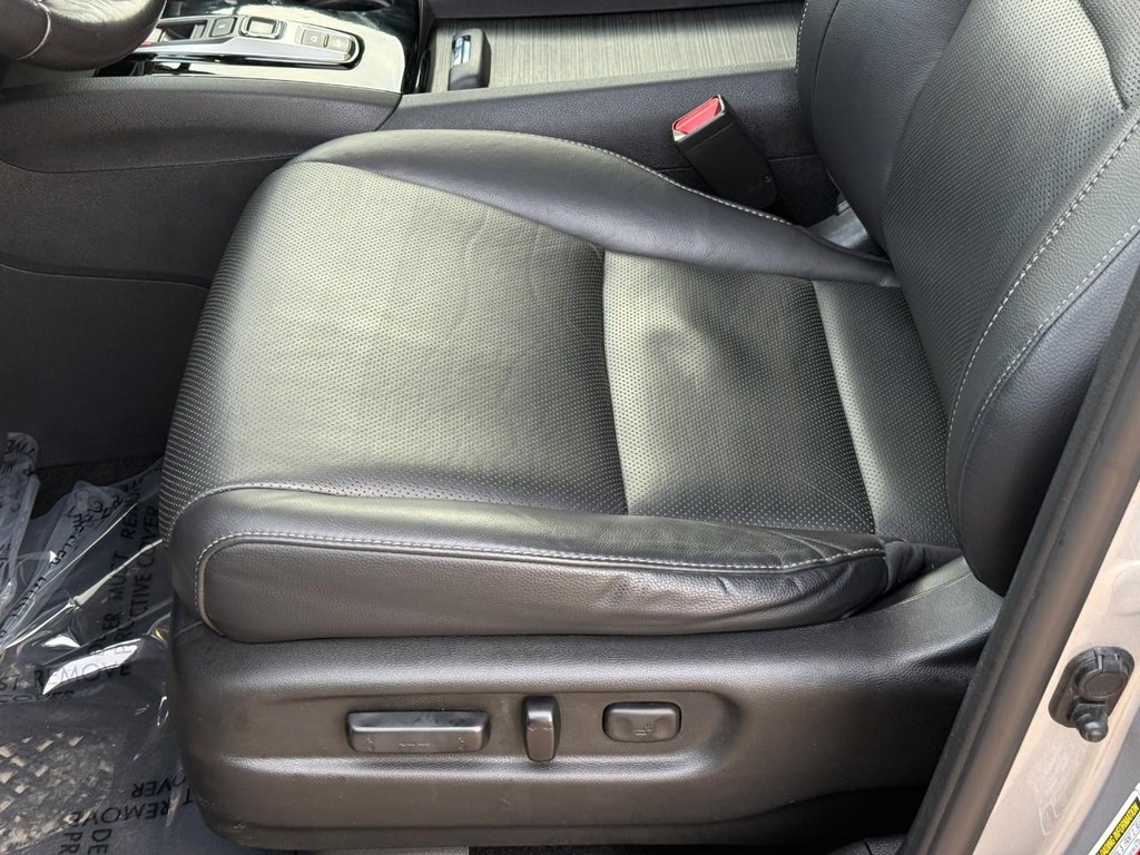 Honda Ridgeline Vehicle Full-screen Gallery Image 16