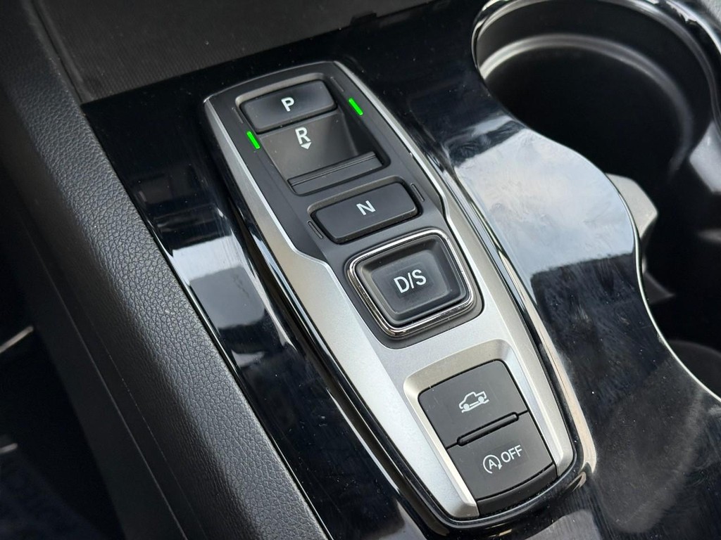 Honda Ridgeline Vehicle Full-screen Gallery Image 19