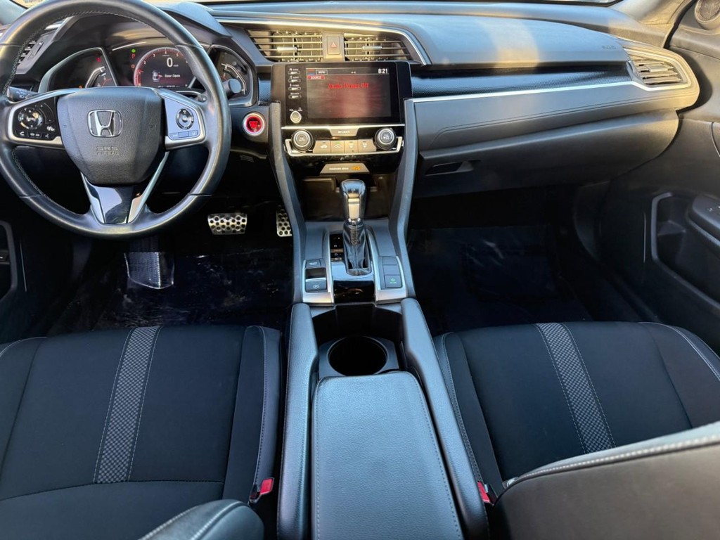 Honda Civic Sedan Vehicle Full-screen Gallery Image 12