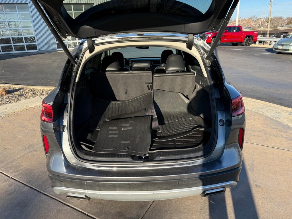 INFINITI QX50 Vehicle Full-screen Gallery Image 06