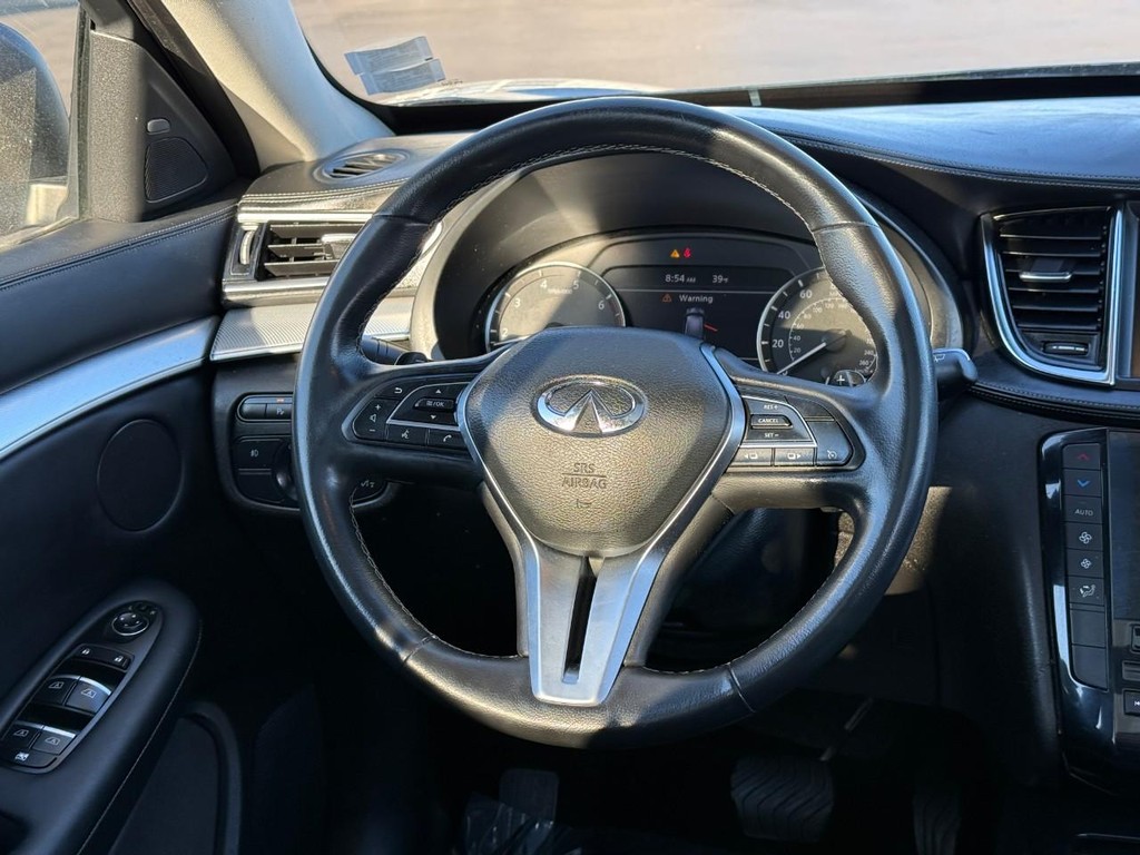 INFINITI QX50 Vehicle Full-screen Gallery Image 13