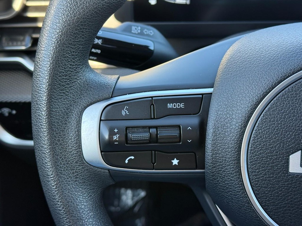 Kia Sportage Vehicle Full-screen Gallery Image 19