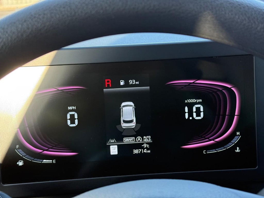 Kia Sportage Vehicle Full-screen Gallery Image 21