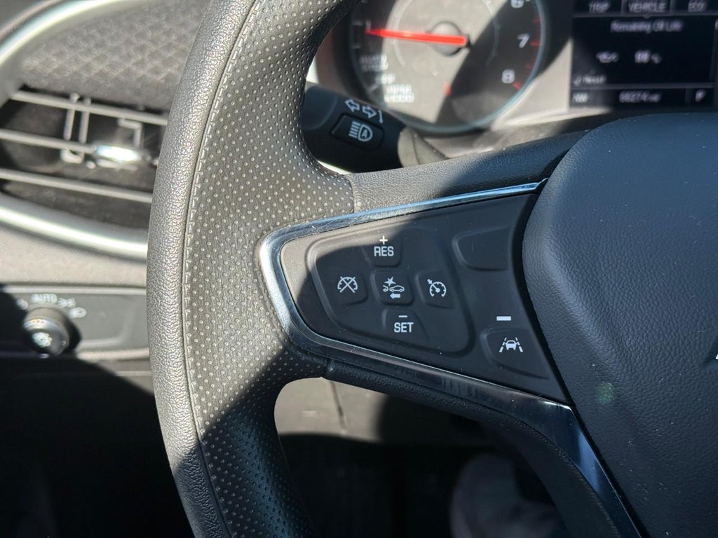 Chevrolet Malibu Vehicle Full-screen Gallery Image 19