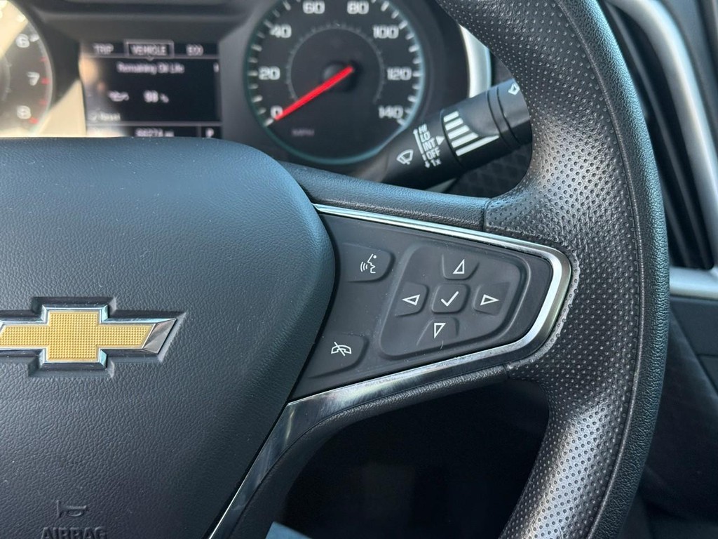 Chevrolet Malibu Vehicle Full-screen Gallery Image 20