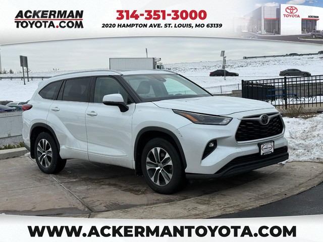 St. Louis MO 2022 Toyota Highlander more details - toyota highlander