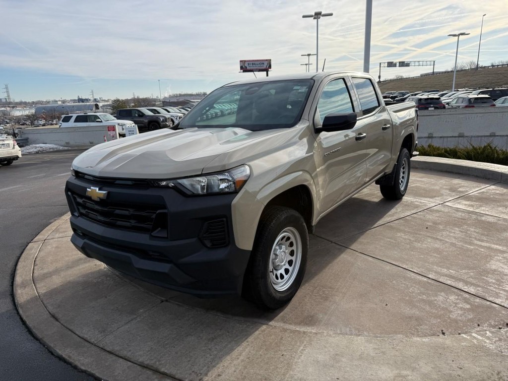 Chevrolet Colorado Vehicle Full-screen Gallery Image 08
