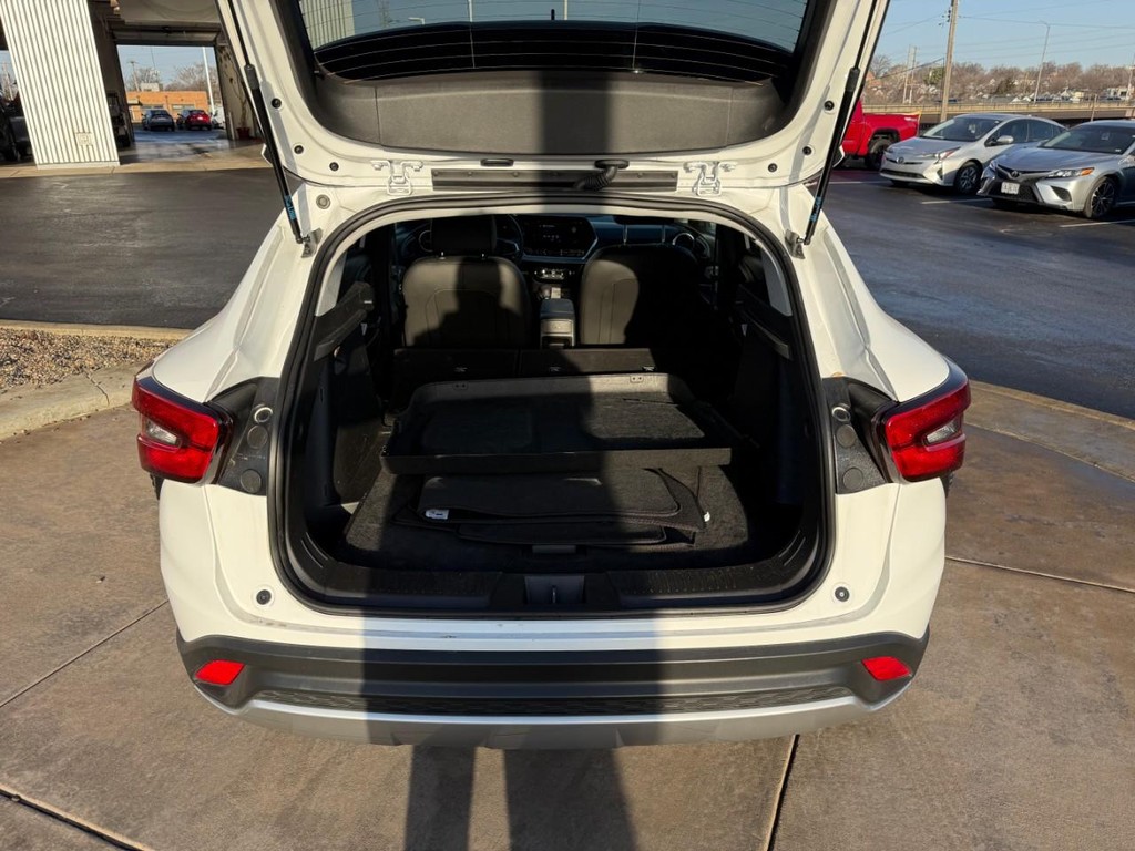 Chevrolet Trax Vehicle Full-screen Gallery Image 06