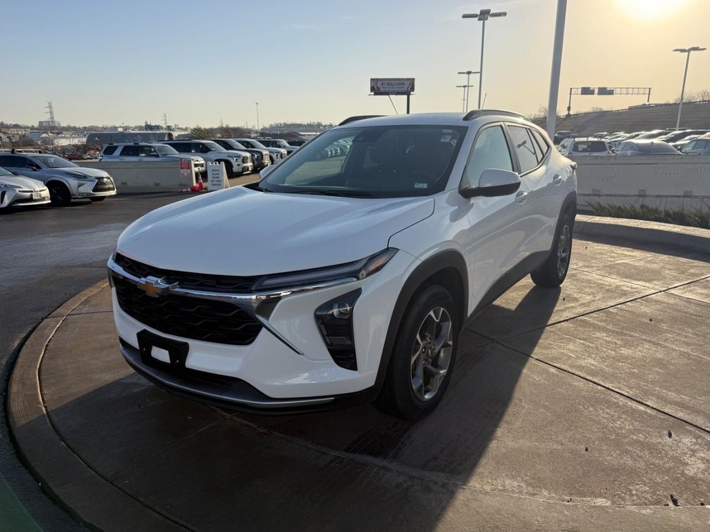 Chevrolet Trax Vehicle Full-screen Gallery Image 08