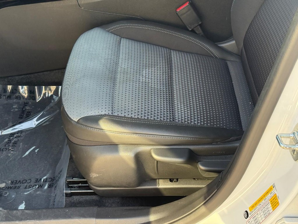 Chevrolet Trax Vehicle Full-screen Gallery Image 16