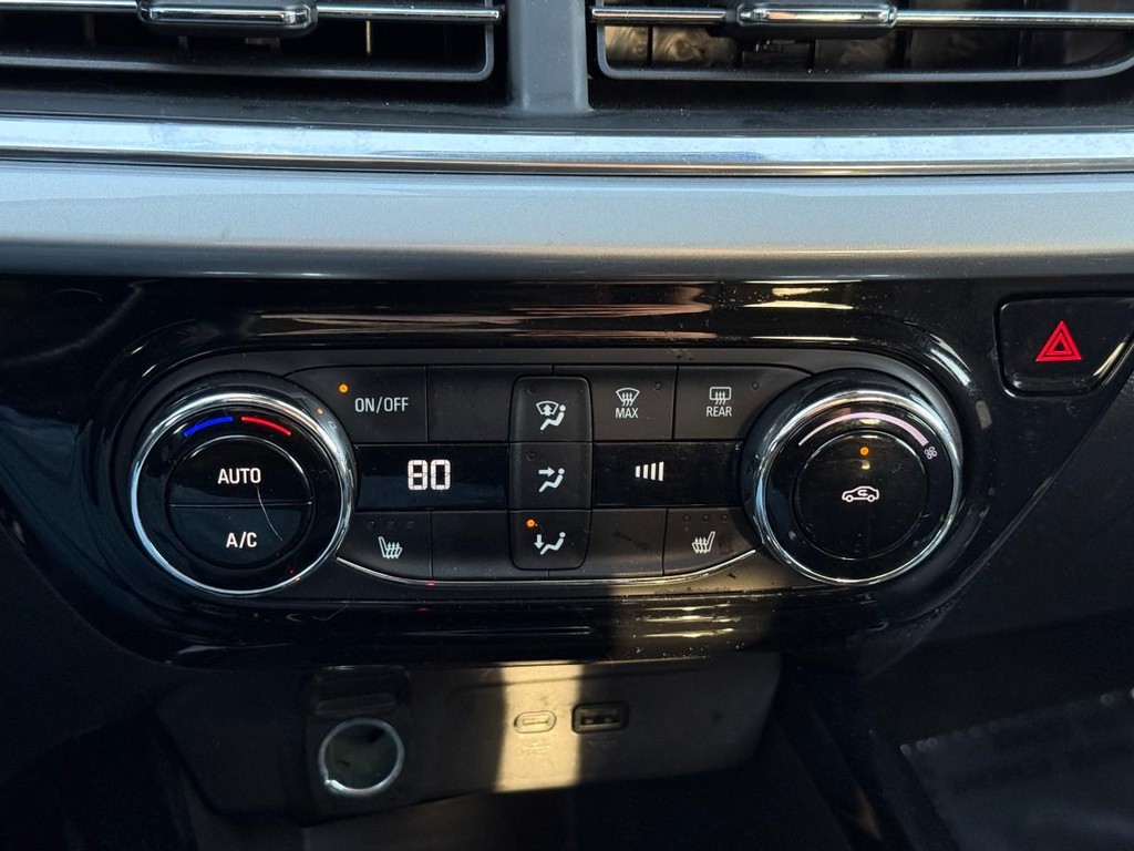 Chevrolet Trax Vehicle Full-screen Gallery Image 21