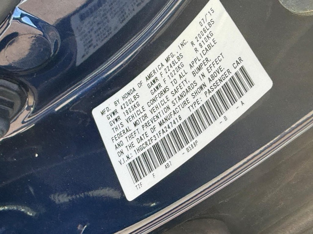 Honda Accord Sedan Vehicle Full-screen Gallery Image 21