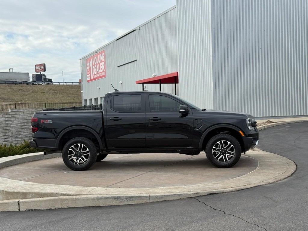 Ford Ranger Vehicle Full-screen Gallery Image 02