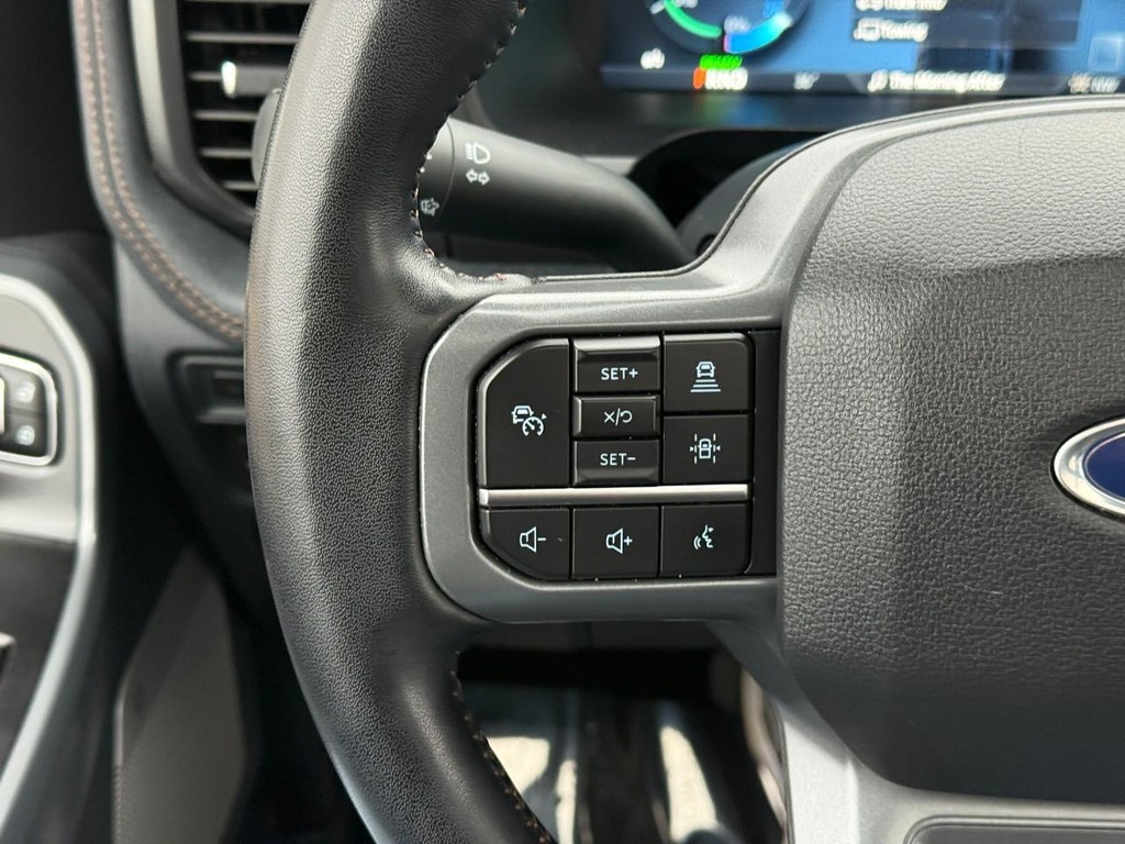 Ford F-150 Lightning Vehicle Full-screen Gallery Image 19