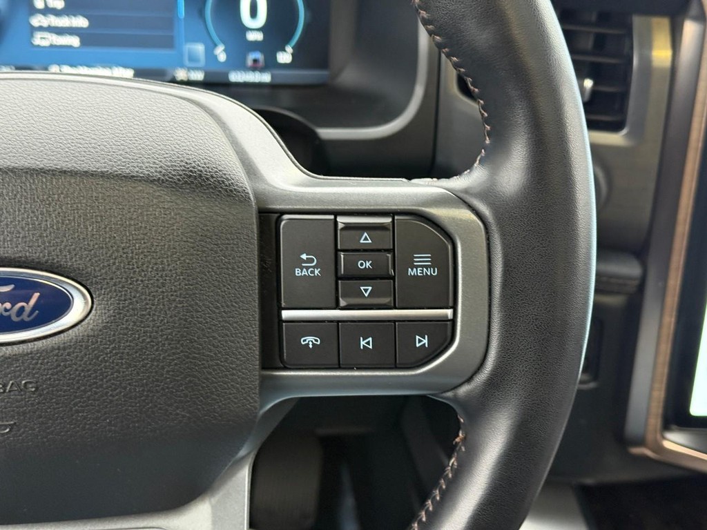 Ford F-150 Lightning Vehicle Full-screen Gallery Image 20