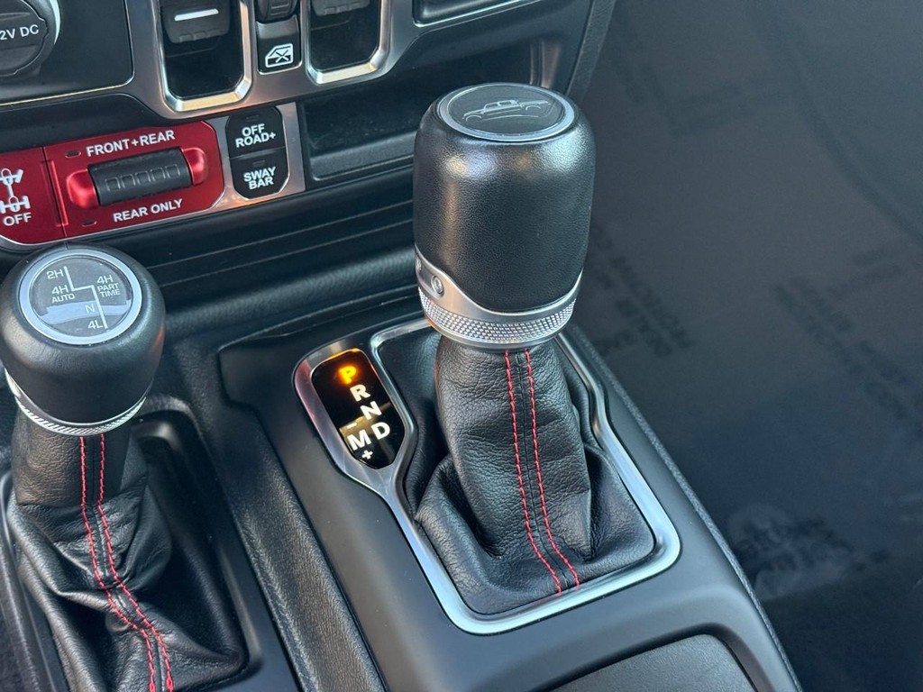 Jeep Gladiator Vehicle Full-screen Gallery Image 20