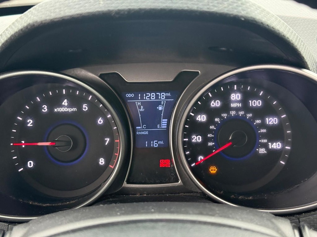 Hyundai Veloster Vehicle Full-screen Gallery Image 16