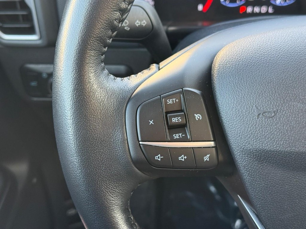 Ford Bronco Sport Vehicle Full-screen Gallery Image 20