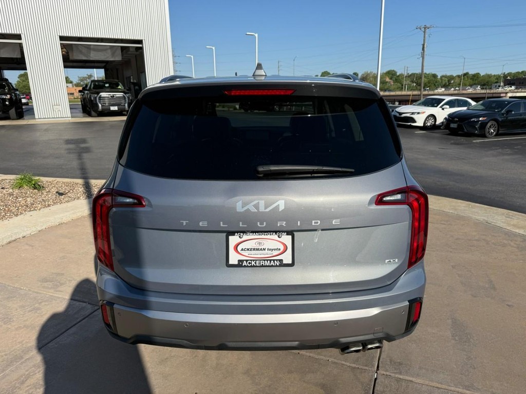 Kia Telluride Vehicle Full-screen Gallery Image 06