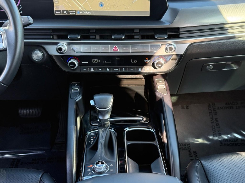 Kia Telluride Vehicle Full-screen Gallery Image 15