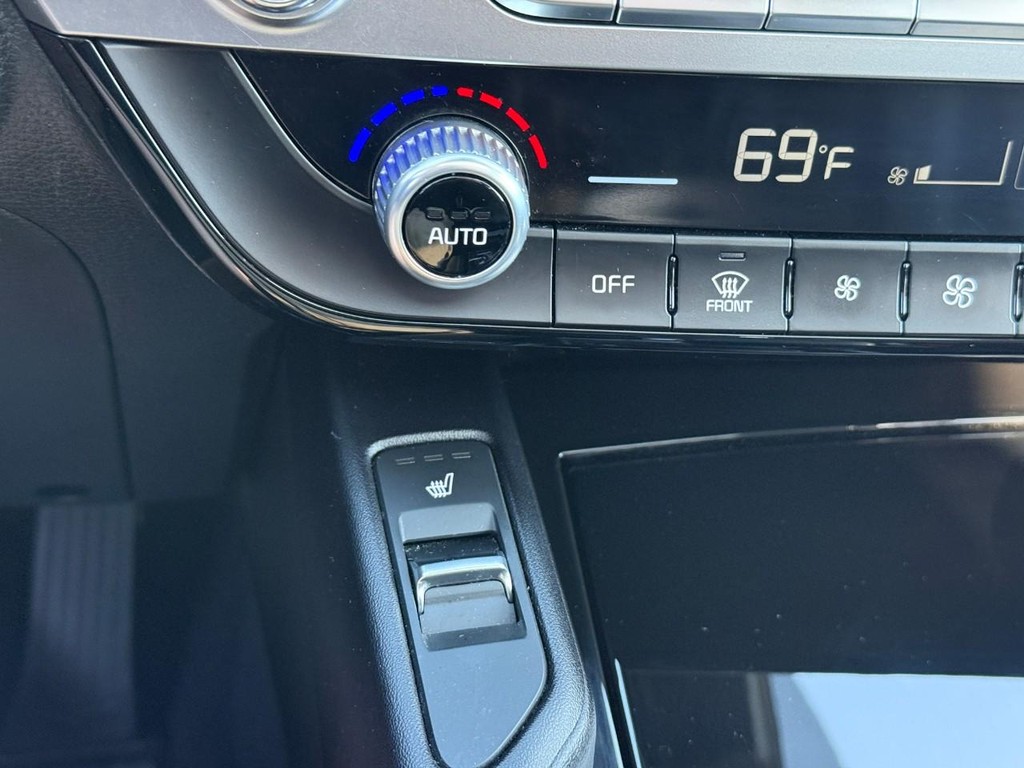 Kia Telluride Vehicle Full-screen Gallery Image 23