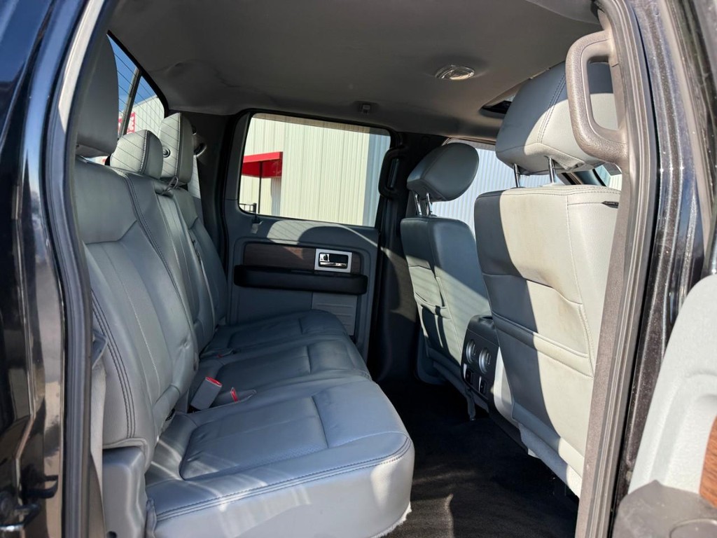 Ford F-150 Vehicle Full-screen Gallery Image 10