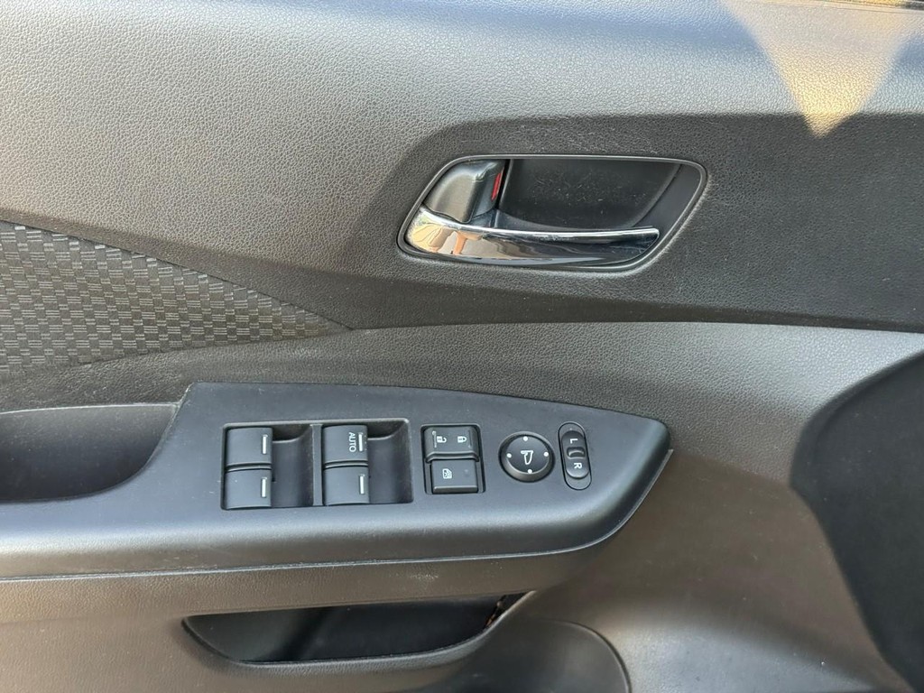 Honda CR-V Vehicle Full-screen Gallery Image 14