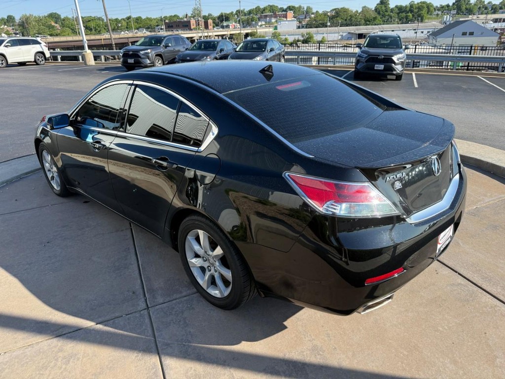 Acura TL Vehicle Full-screen Gallery Image 08